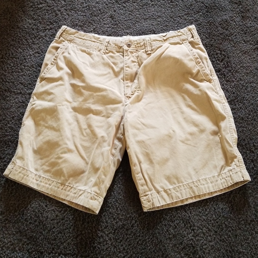 Polo shorts. Size 36. Excellent condition.